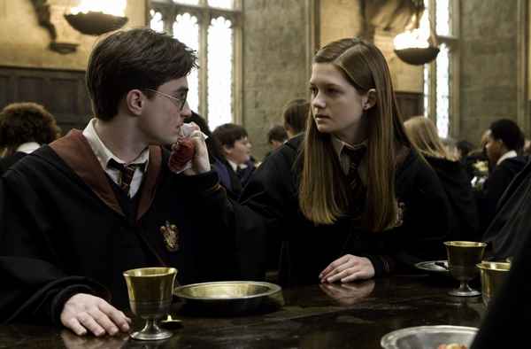 Рецензия к фильму "Гарри Поттер и принц-полукровка" (2009). Английский пирожок