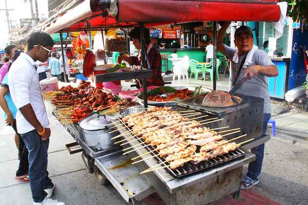 Что попробовать в Пхукете, Таиланд из уличной еды?